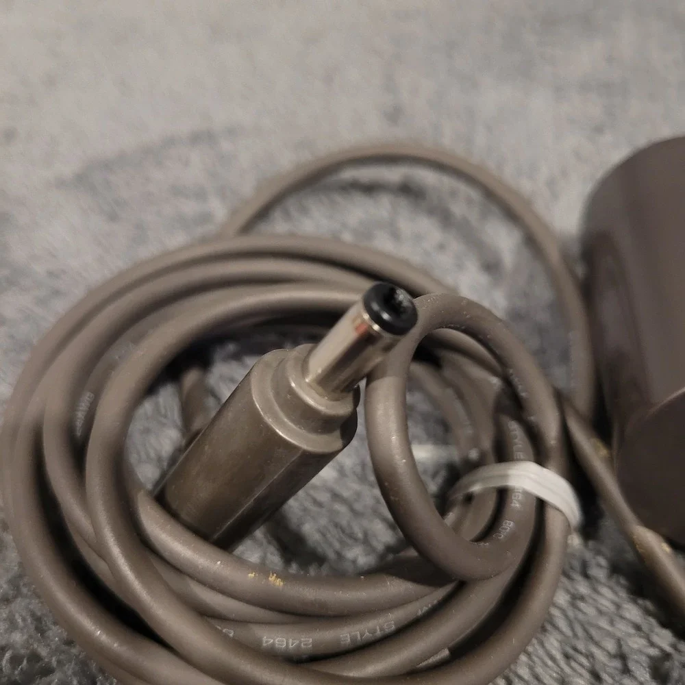 dyson v7‎ battery charger